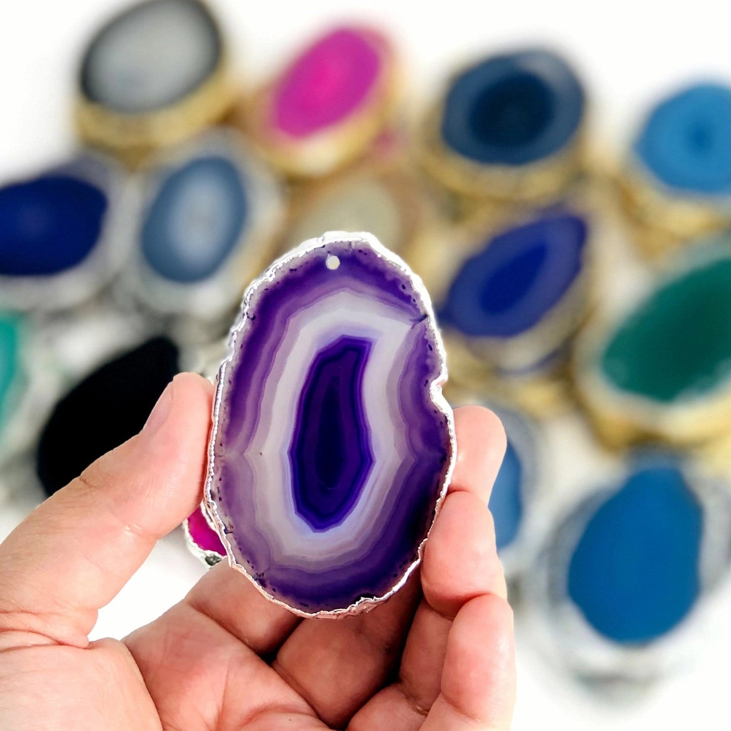 Luna Veil – Natural Agate Slice with Plated Edge for Protection and Versatile Décor