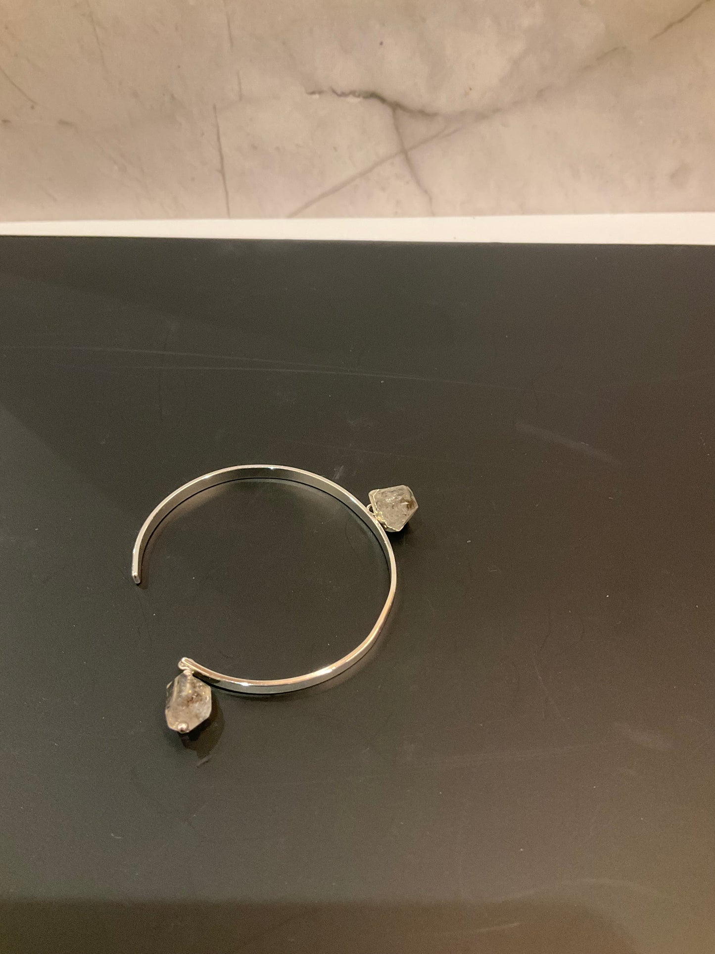 Stone free Cuff Bracelet Silver