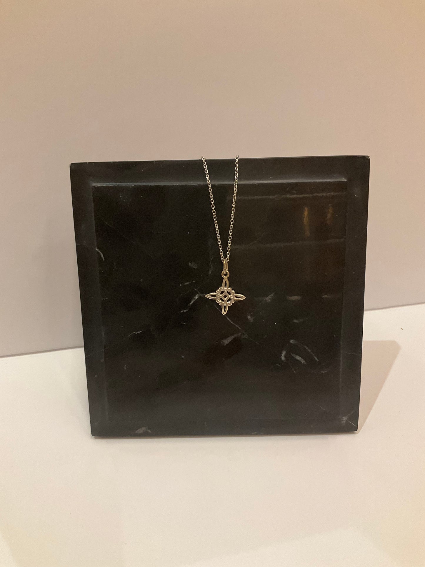 Witch’s Knot Mini Pendant
