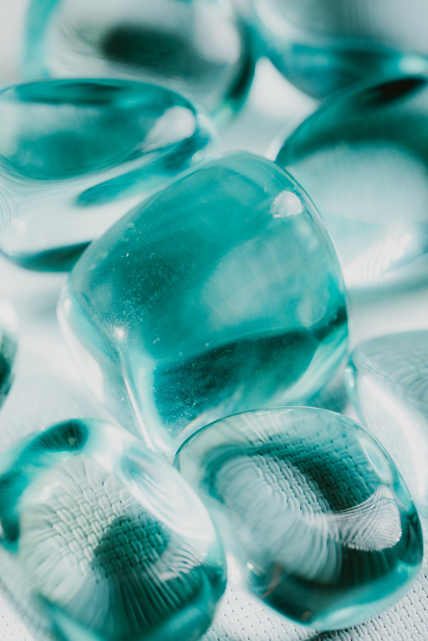 Blue Obsidian Pocket Crystal – Aesthetic Stone for Focus, Expression, and Mental Clarity