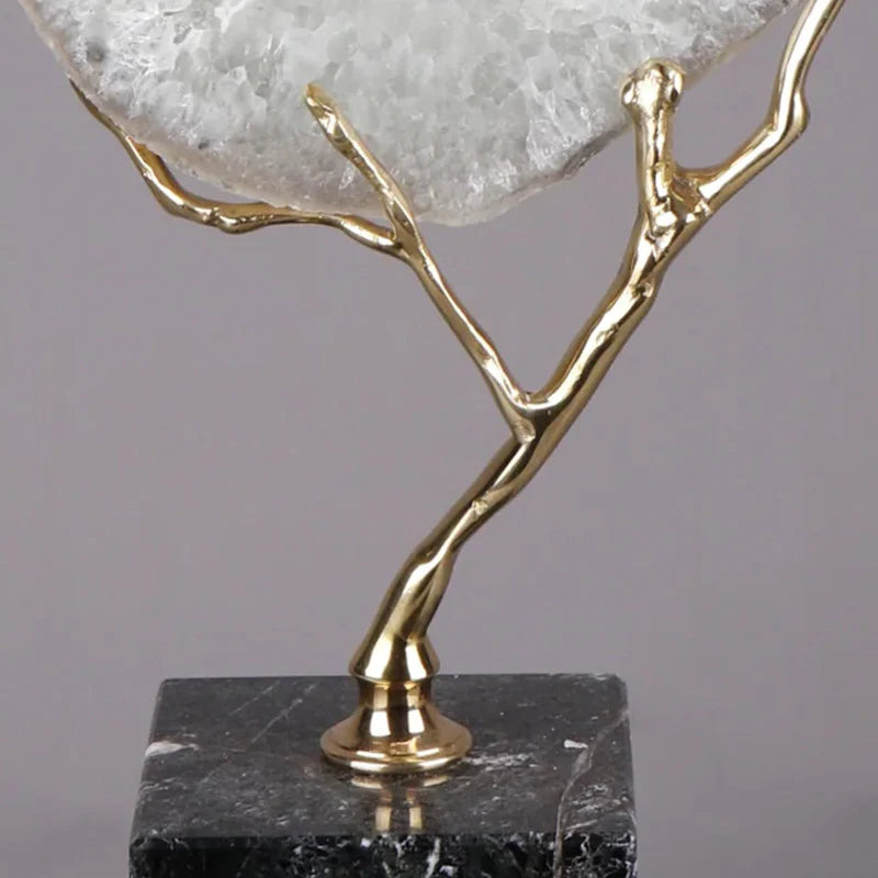 Amber Geode Statue – Mineral Beauty with a Modern Touch and Warm Energy
