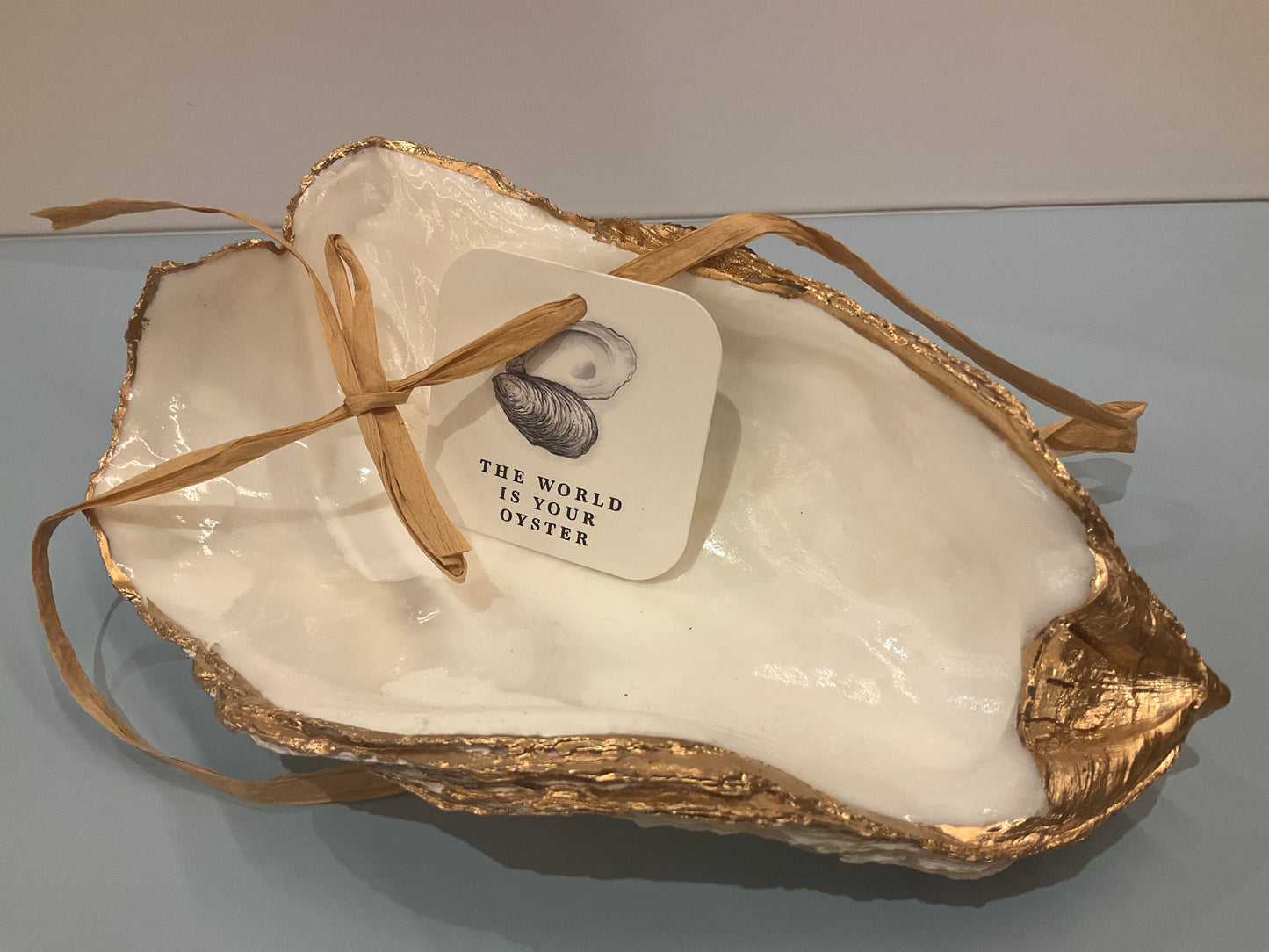 Oyster Shell Ring Dish – Decorative Shell-Shaped Dish for Rings and Small Treasures