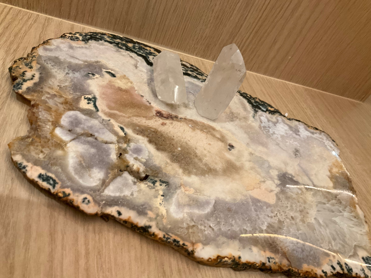 Rose Eclipse – Pink Amethyst Crystal Platter for Rituals and Elegant Décor