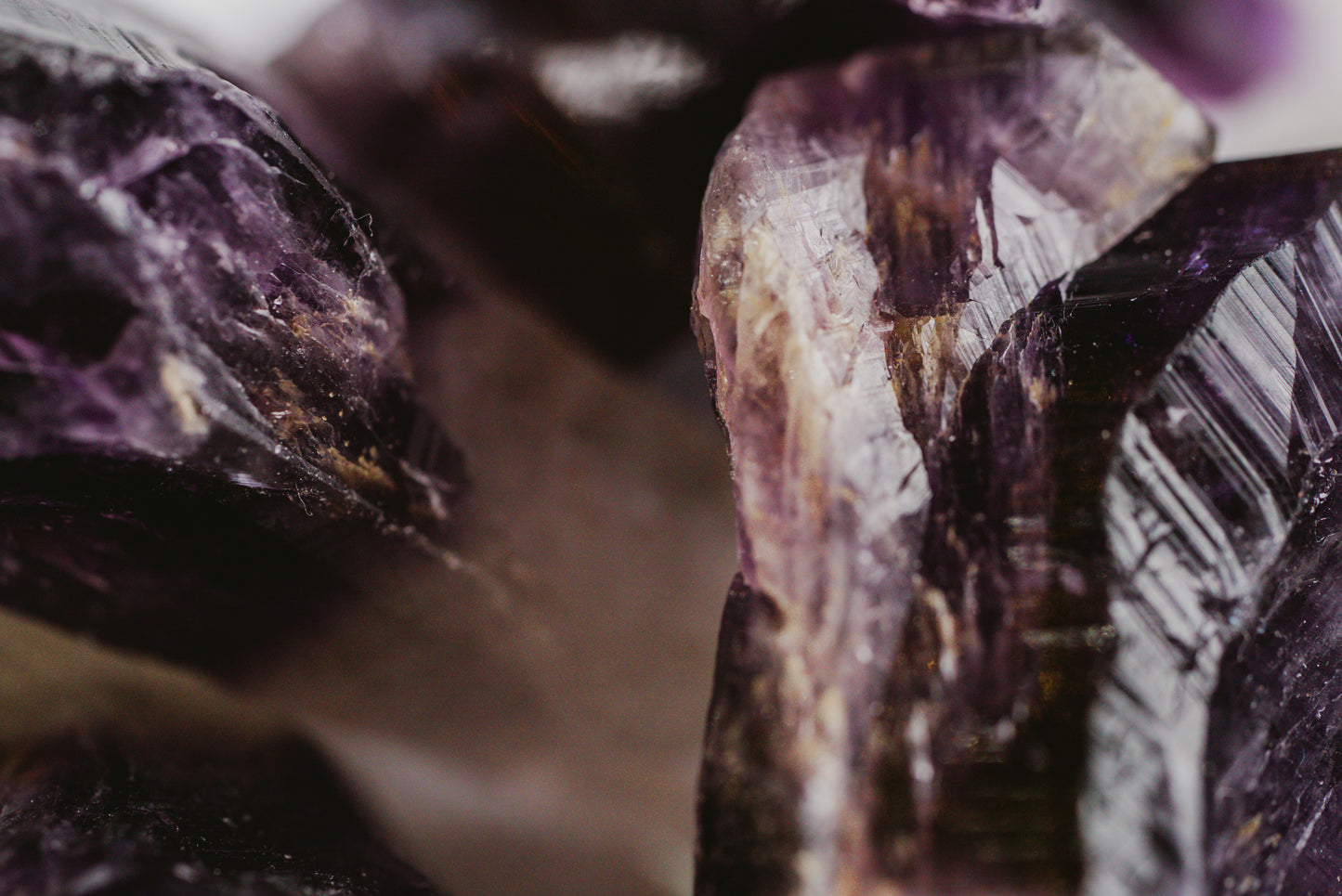 Amethyst Raw Point – Raw Amethyst Point for Clarity, Calm, and Natural Elegance