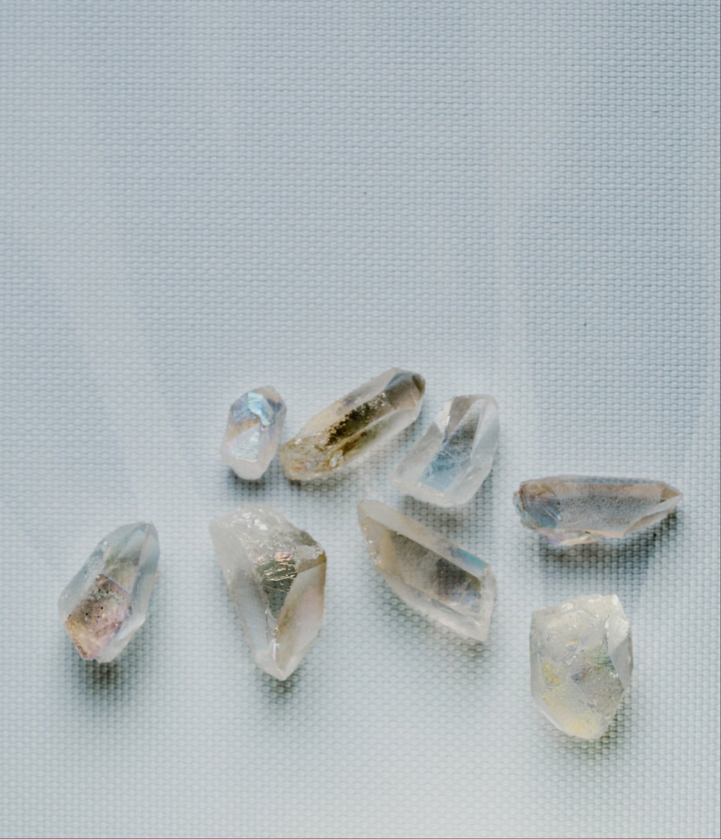 Aura Quartz Crystal Points – High-Vibration Crystals for Mindfulness, Clarity, and Emotional Elevation