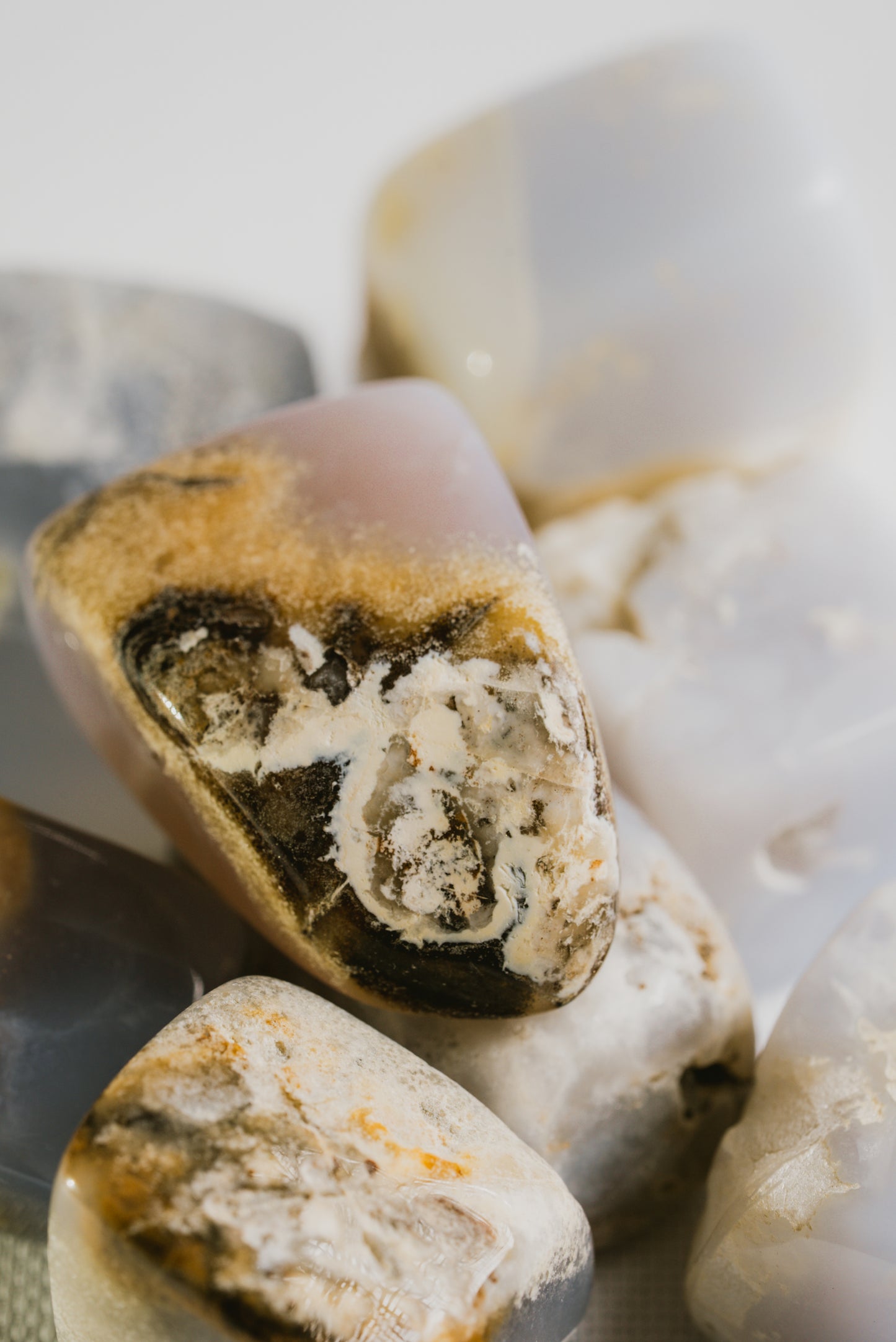 Blue Chalcedony Pocket Crystal – Smooth Stone for Clarity, Calm, and Serene Elegance