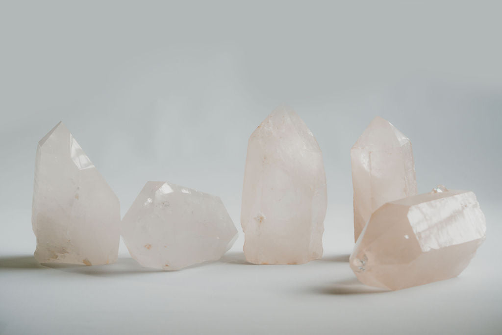 Clear Quartz Point (Large) – Amplifying Crystal for Clarity, Energy, and Spatial Harmony