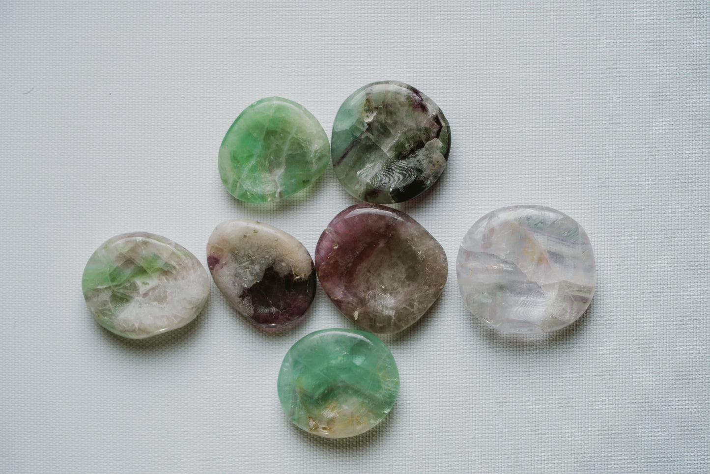 Fluorite Disc – Multicolored Mineral for Focus, Protection, and Visual Harmony