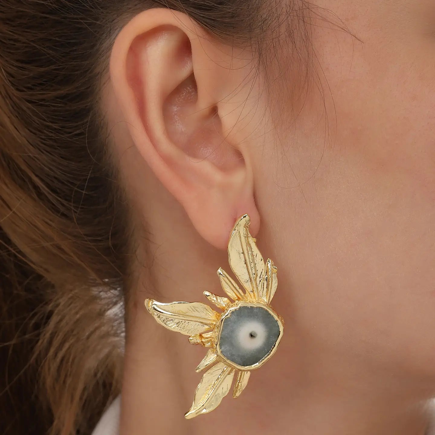 Timeless-and-Conscious-Jewelry-for-Women