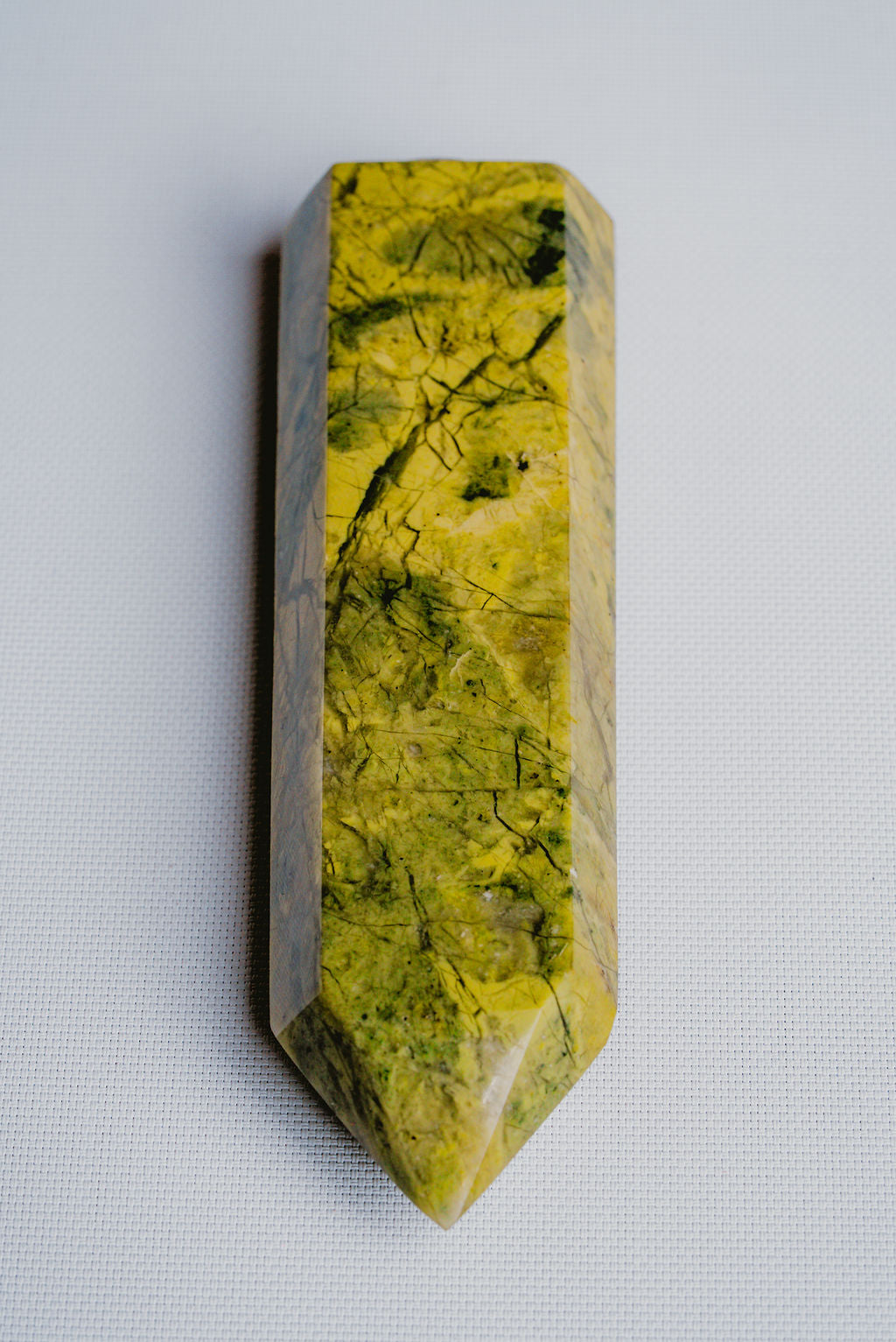 Green Jade Crystal Tower – Protection, Balance, and Timeless Elegance