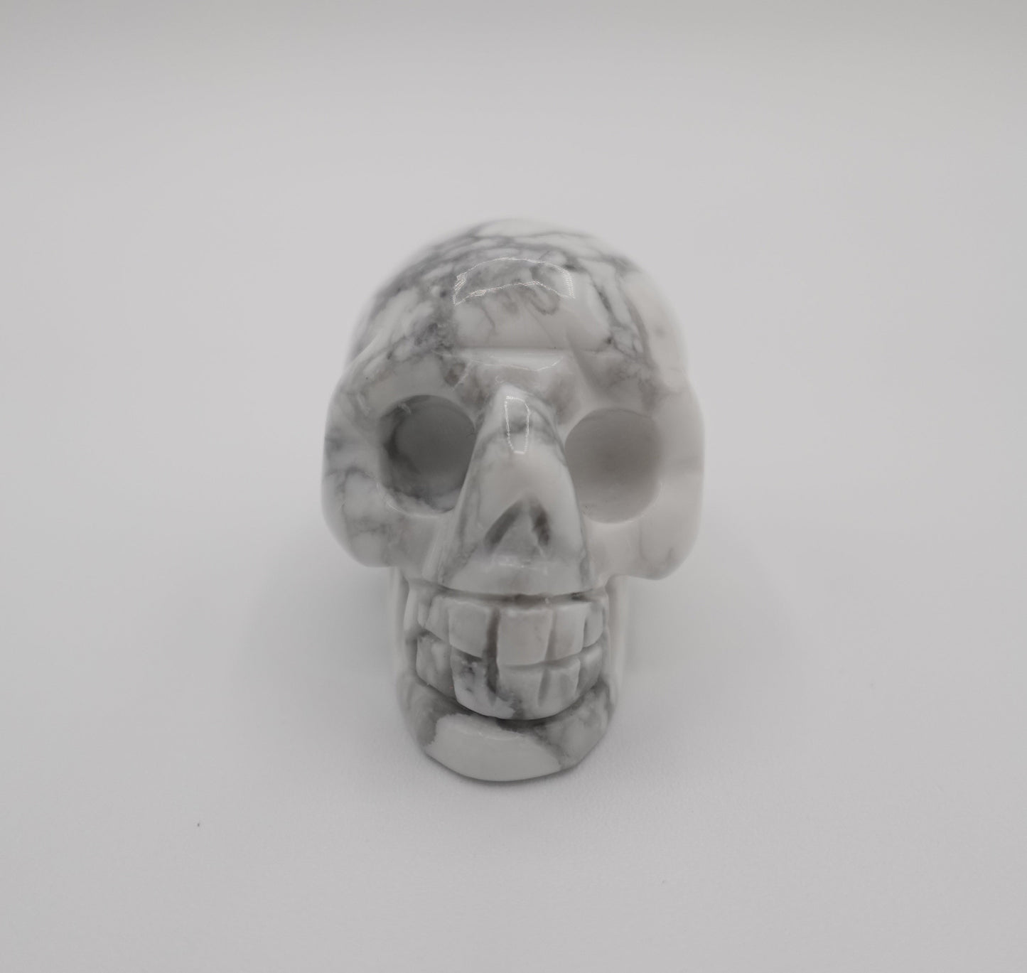 Hand-Carved Stone Skull – Decorative Hand-Carved Skull for Transformation, Energy, and Mindful Style