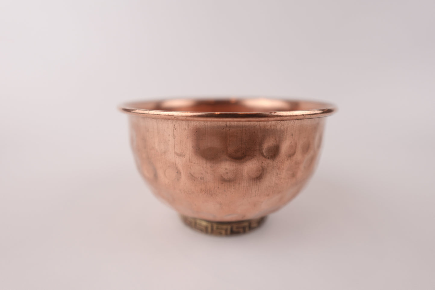 Hand-Hammered Copper Offering Bowl – Ritual Craftsmanship for Incense, Resins, and Altars