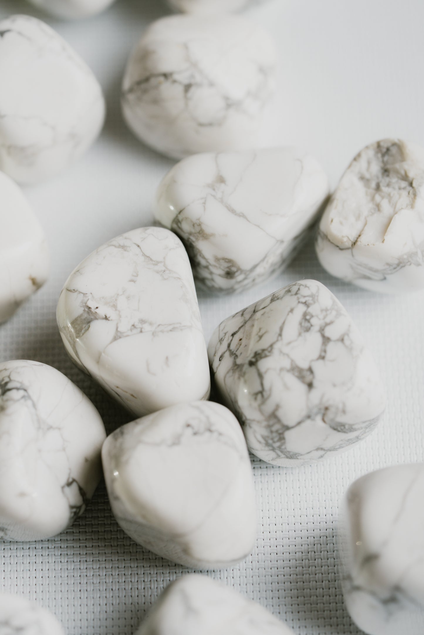 Howlite Pocket Crystal – White Stone for Calm, Balance, and Subtle Elegance