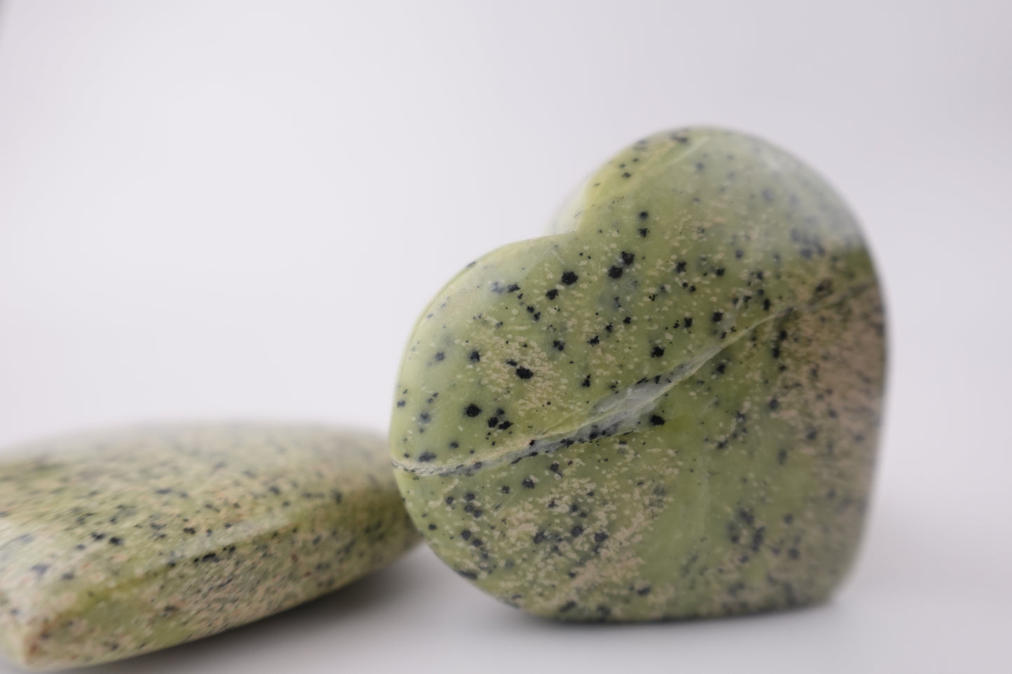 Lizardite serpentine Heart – Decorative Serpentine Heart for Love, Balance, and Natural Connection