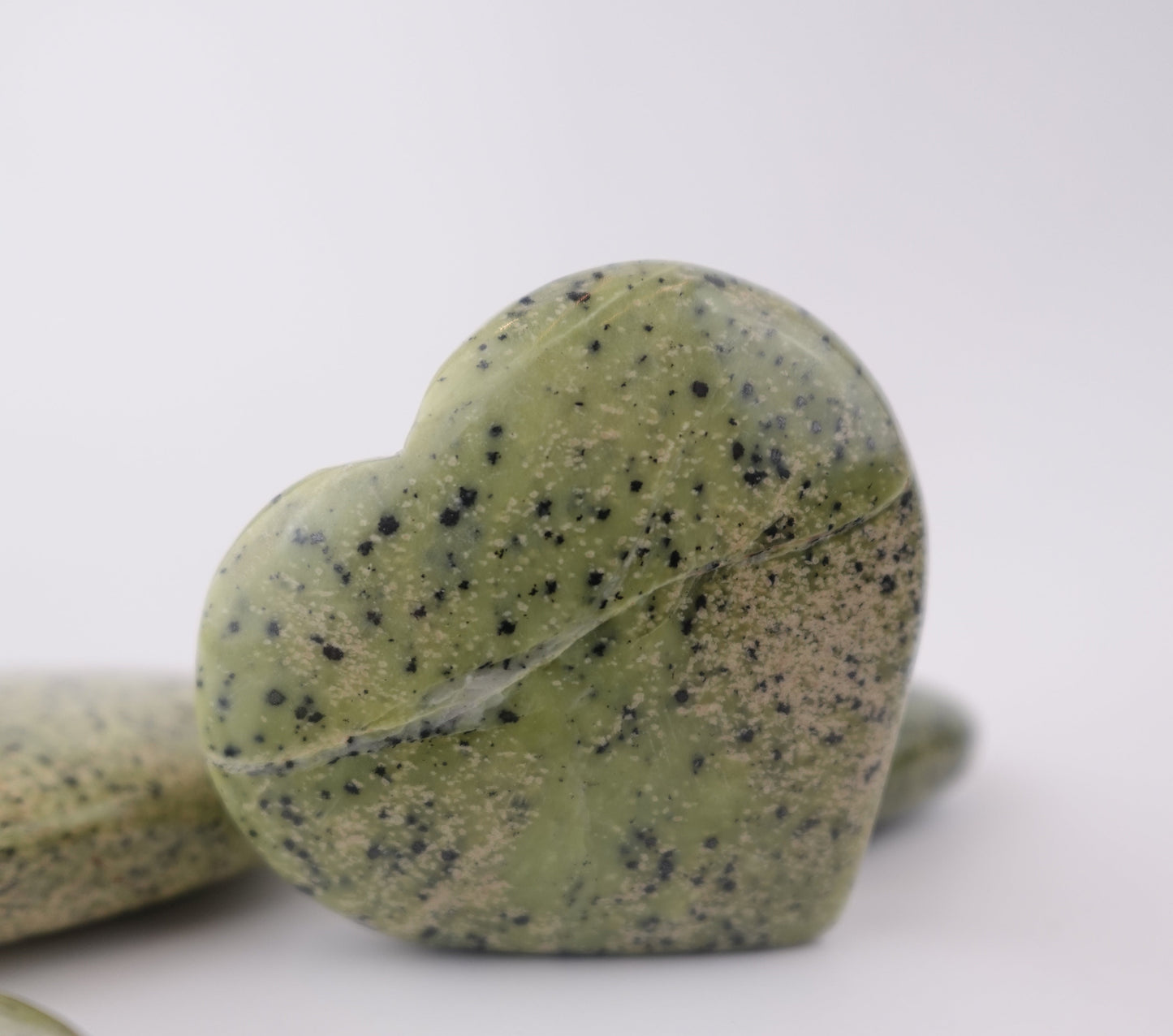 Lizardite serpentine Heart – Decorative Serpentine Heart for Love, Balance, and Natural Connection