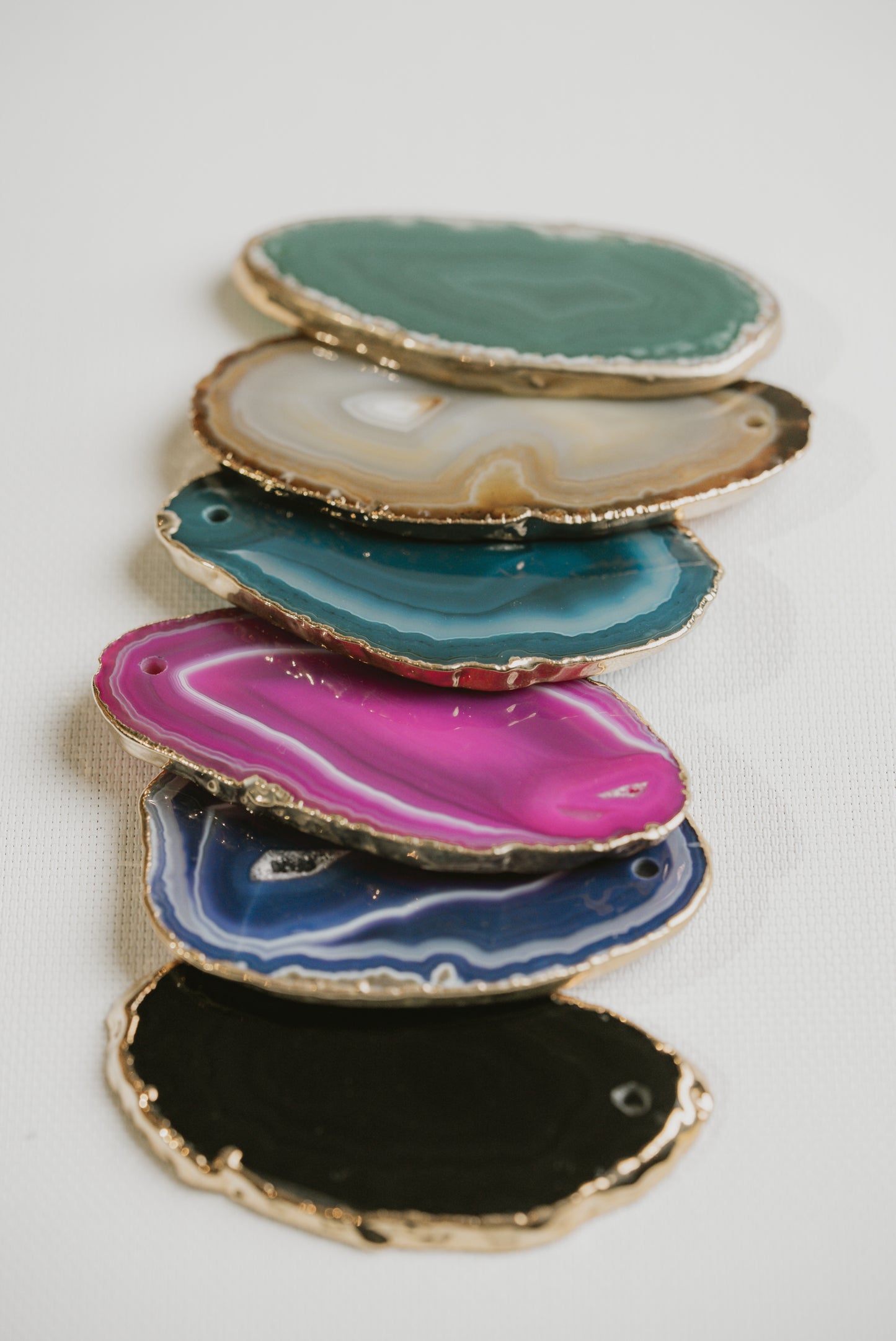Luna Veil – Natural Agate Slice with Plated Edge for Protection and Versatile Décor