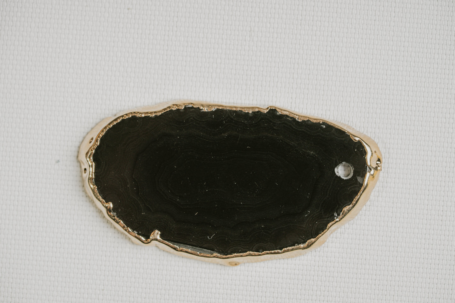 Luna Veil – Natural Agate Slice with Plated Edge for Protection and Versatile Décor