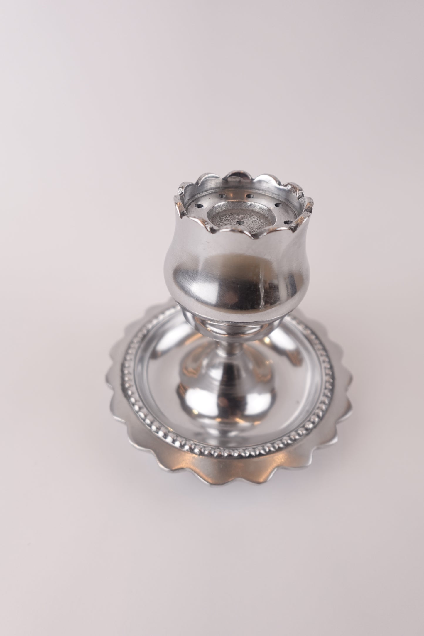 Lunar Silver Incense Holder – Elegant Minimalism for Rituals, Meditation, and Daily Well-Being