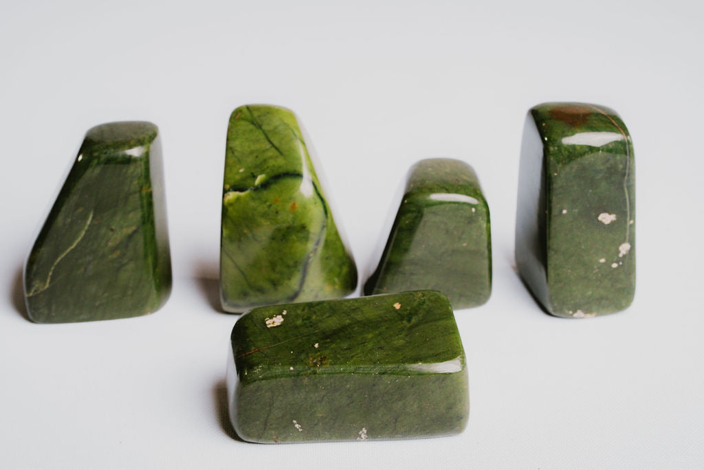 Decorative-Nephrite-Jade-Stone-for-Protection-and-Energy-Stability