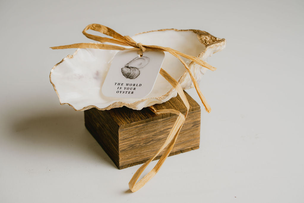 Oyster Shell Ring Dish – Decorative Shell-Shaped Dish for Rings and Small Treasures
