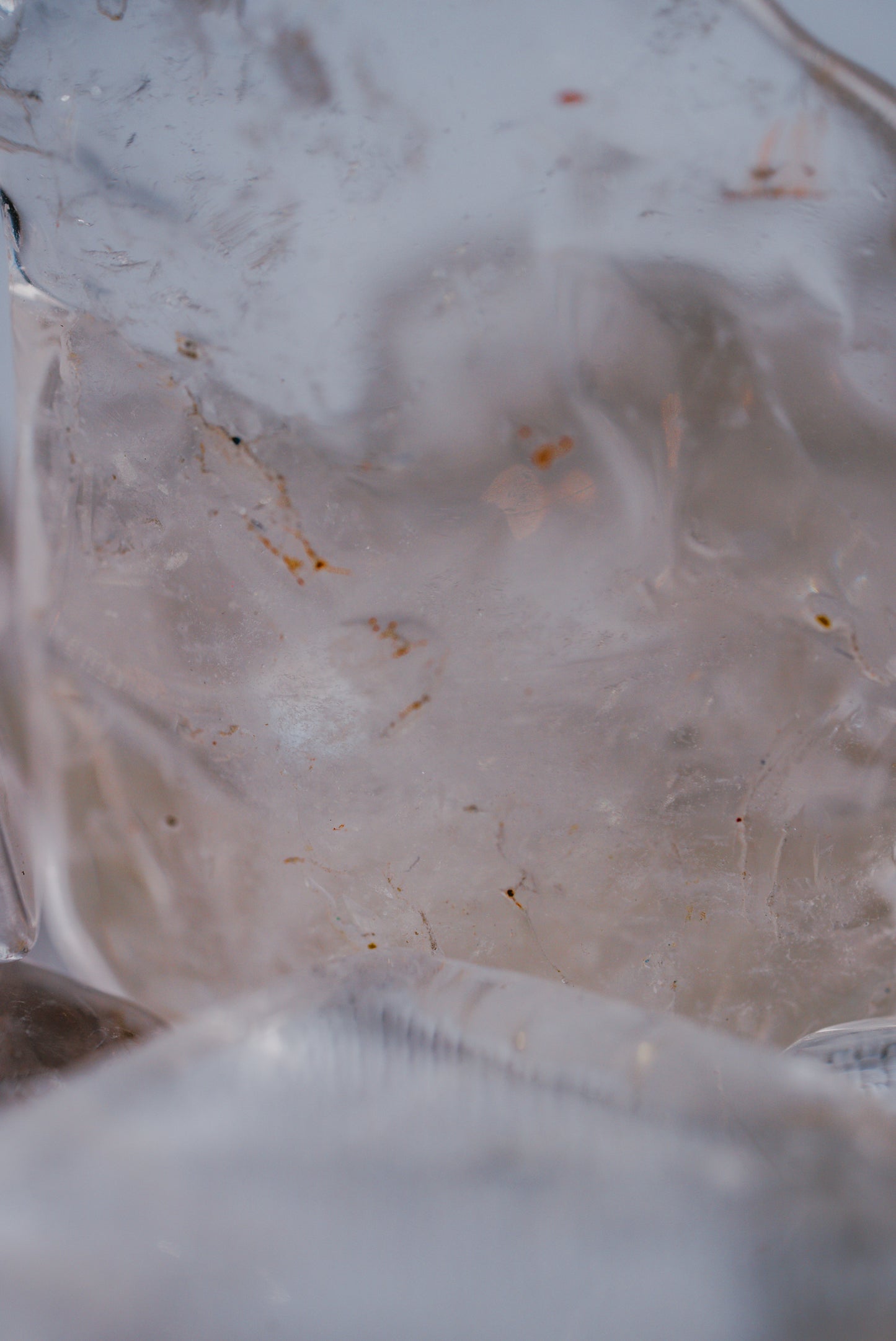 Polished Clear Quartz Pocket Crystal – Pure Energy for Clarity, Balance, and Daily Focus