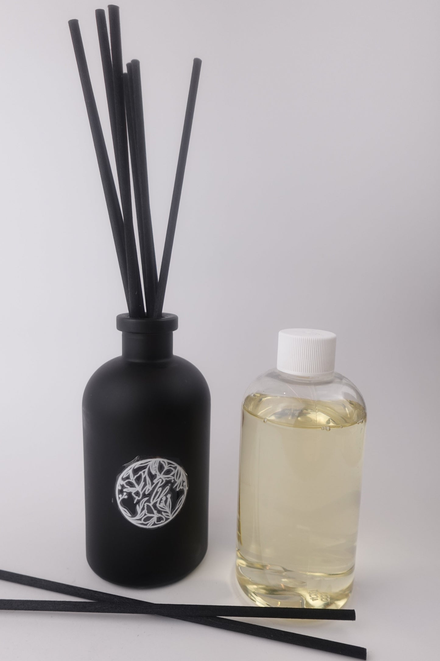 Sacred Santal Diffuser – Sandalwood Aromatic Diffuser for Calm and Spiritual Clarity