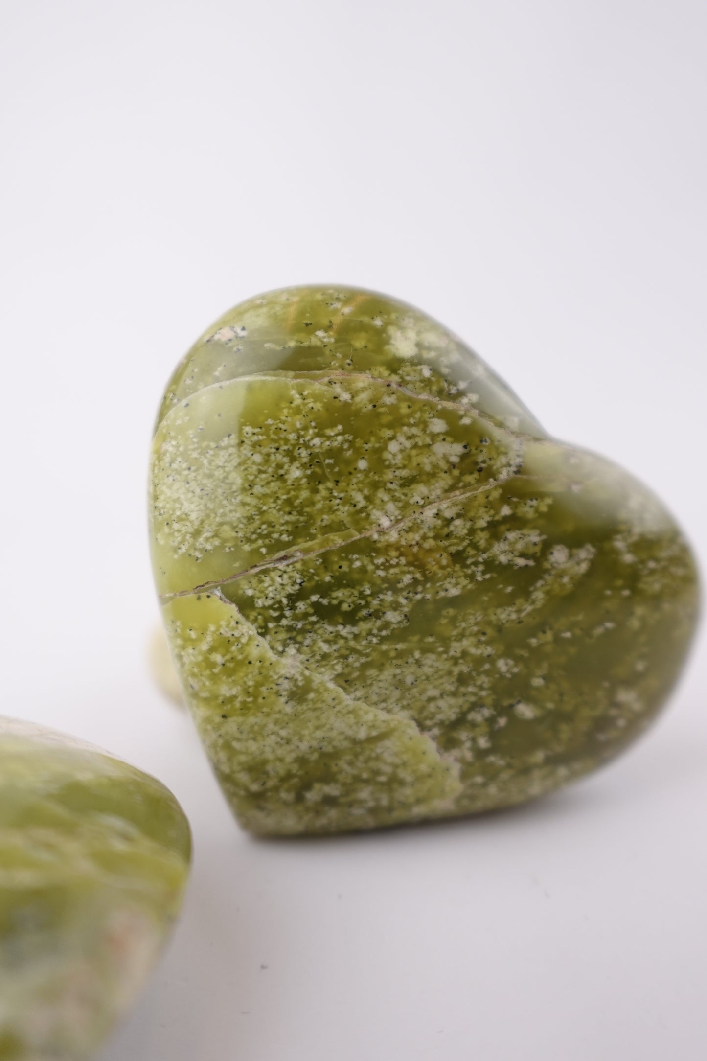 Serpentine Heart – Decorative Serpentine Heart for Emotional Stability and Earth Connection