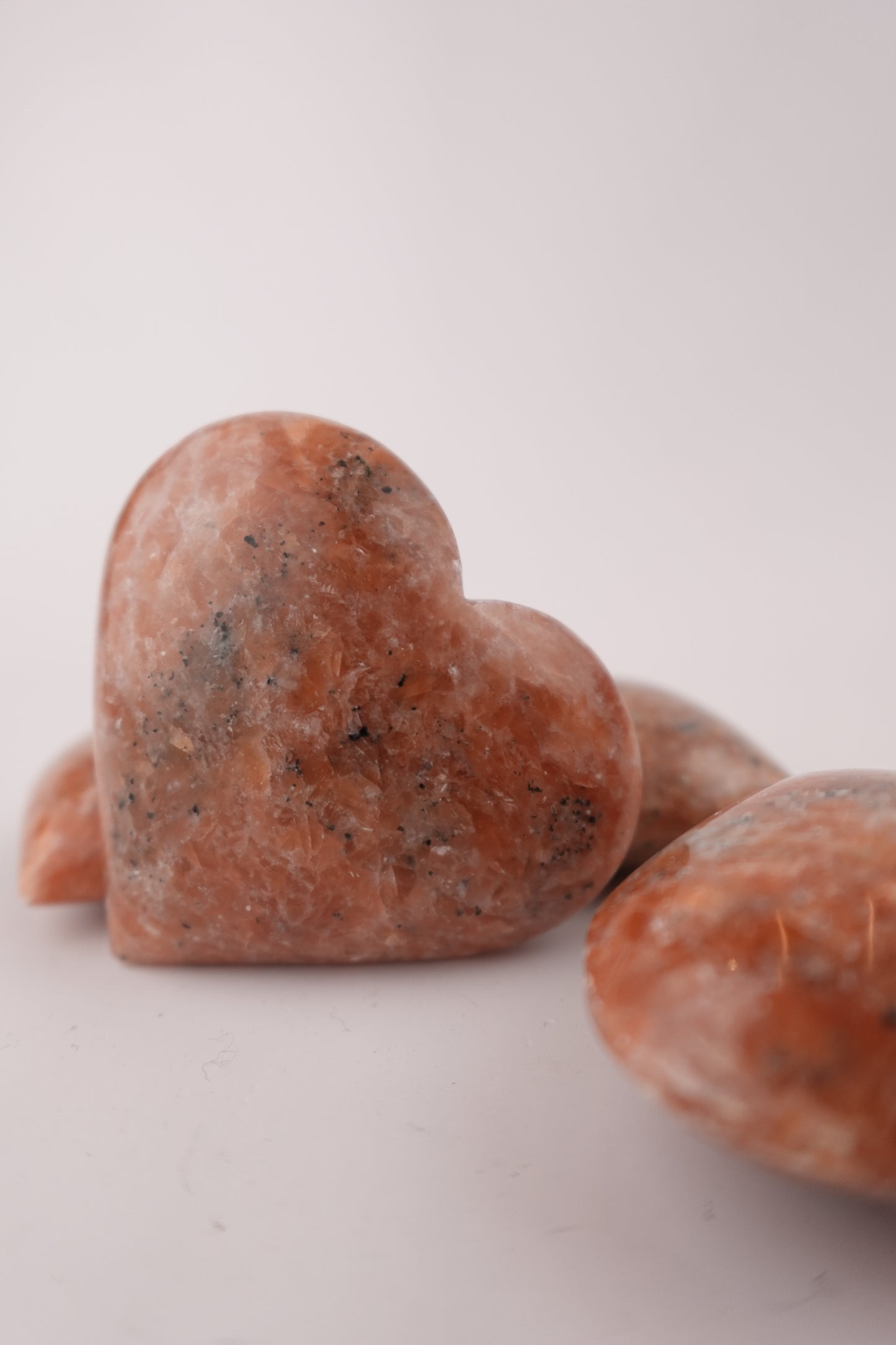 Sunstone Heart – Decorative Sunstone Heart for Vitality, Creativity, and Positive Energy