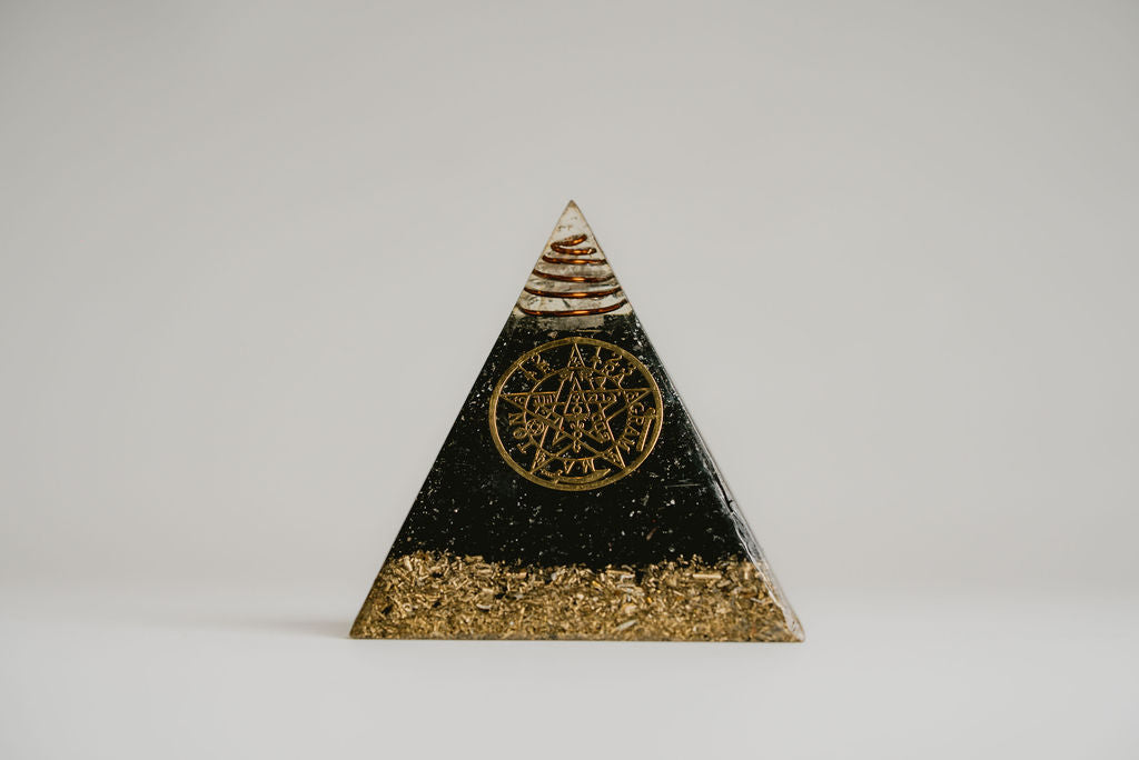 Tetragrammaton Pyramid with Black Tourmaline – Energetic Protection and Spiritual Balance