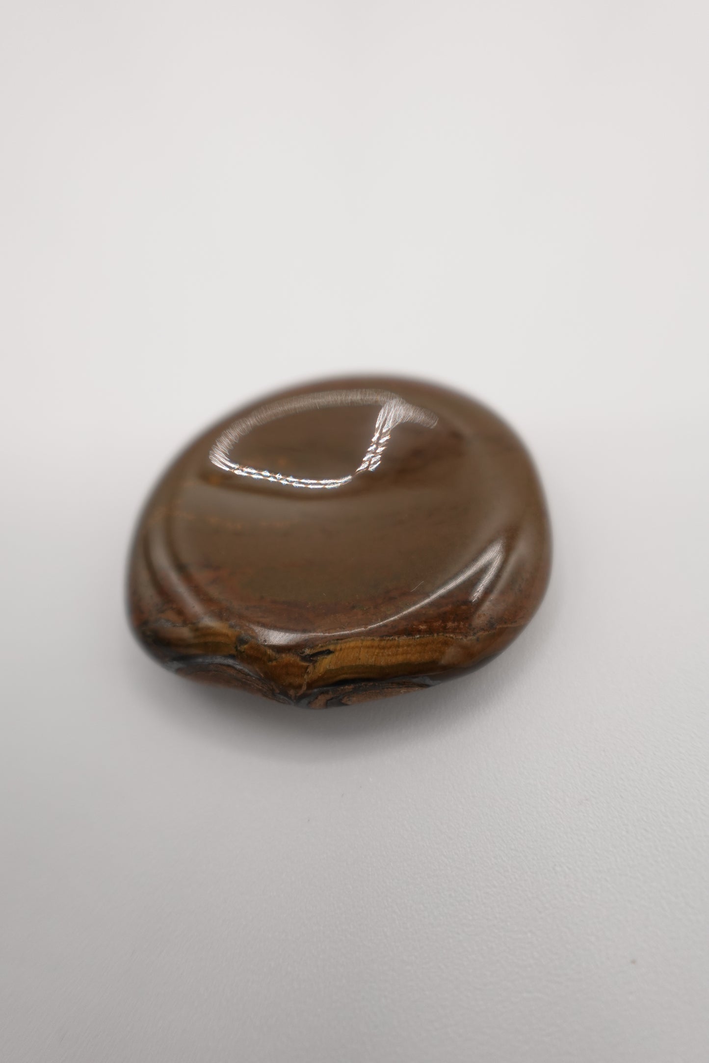 Decorative-Tiger’s-Iron-Disc-for-Focus-Confidence-and-Protective-Energy
