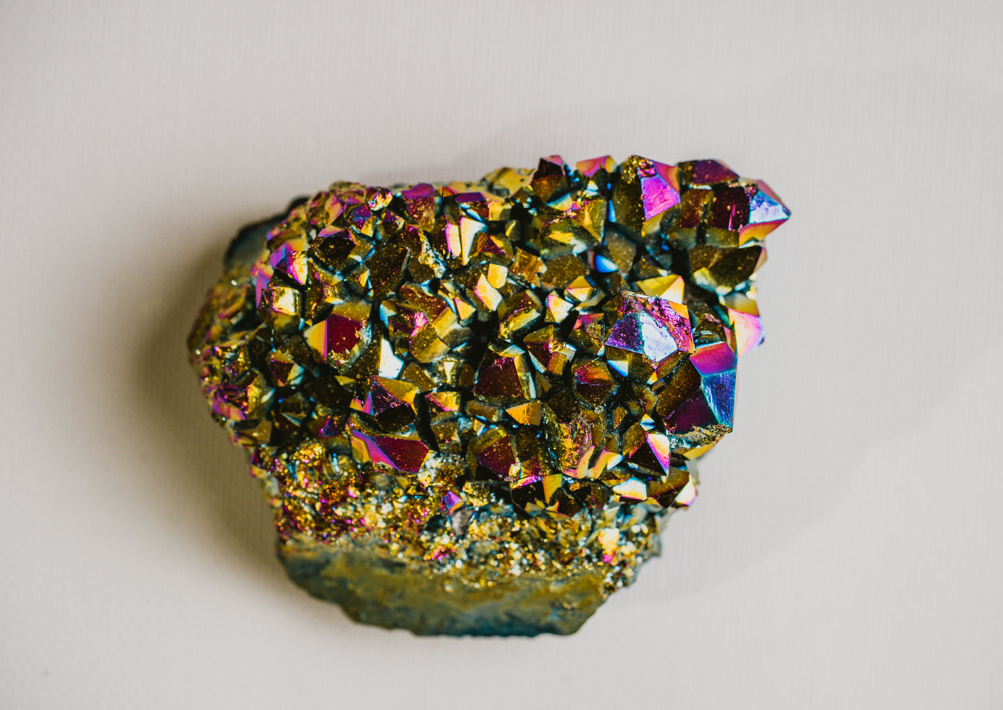 Titanium Aura Quartz Geode – Lab-Created Crystal for Inner Strength, Focus, and Mental Clarity