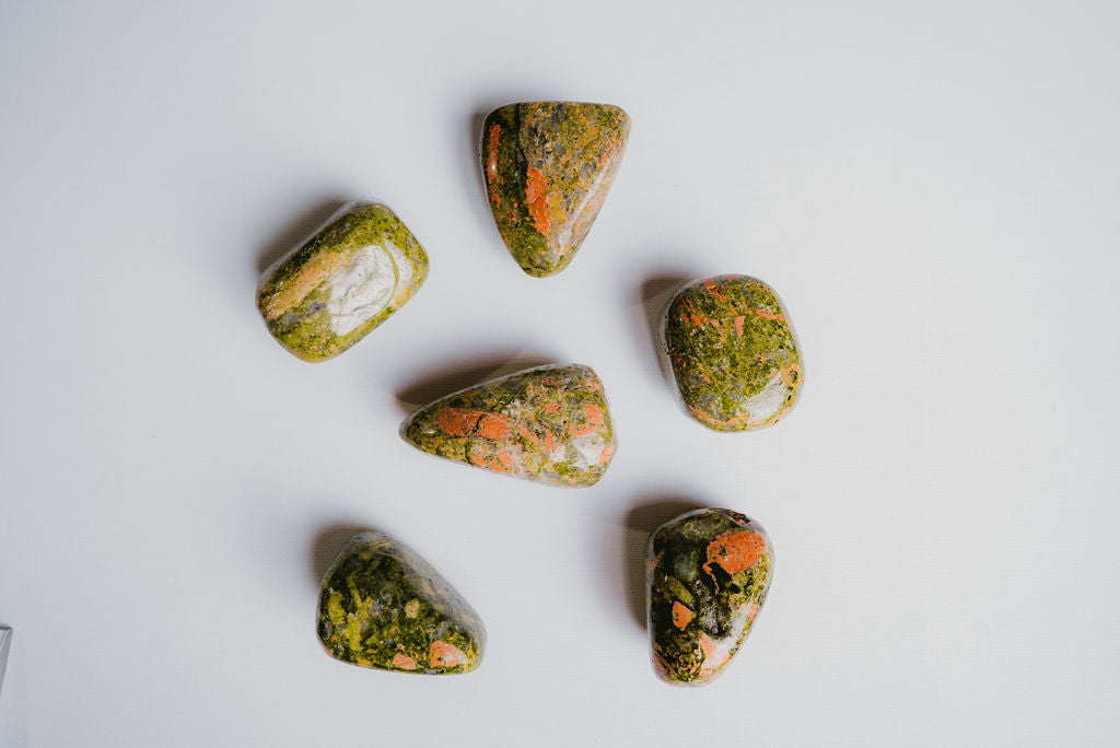 Unakite-Stone-for-Balance-and-Connection-to-Nature