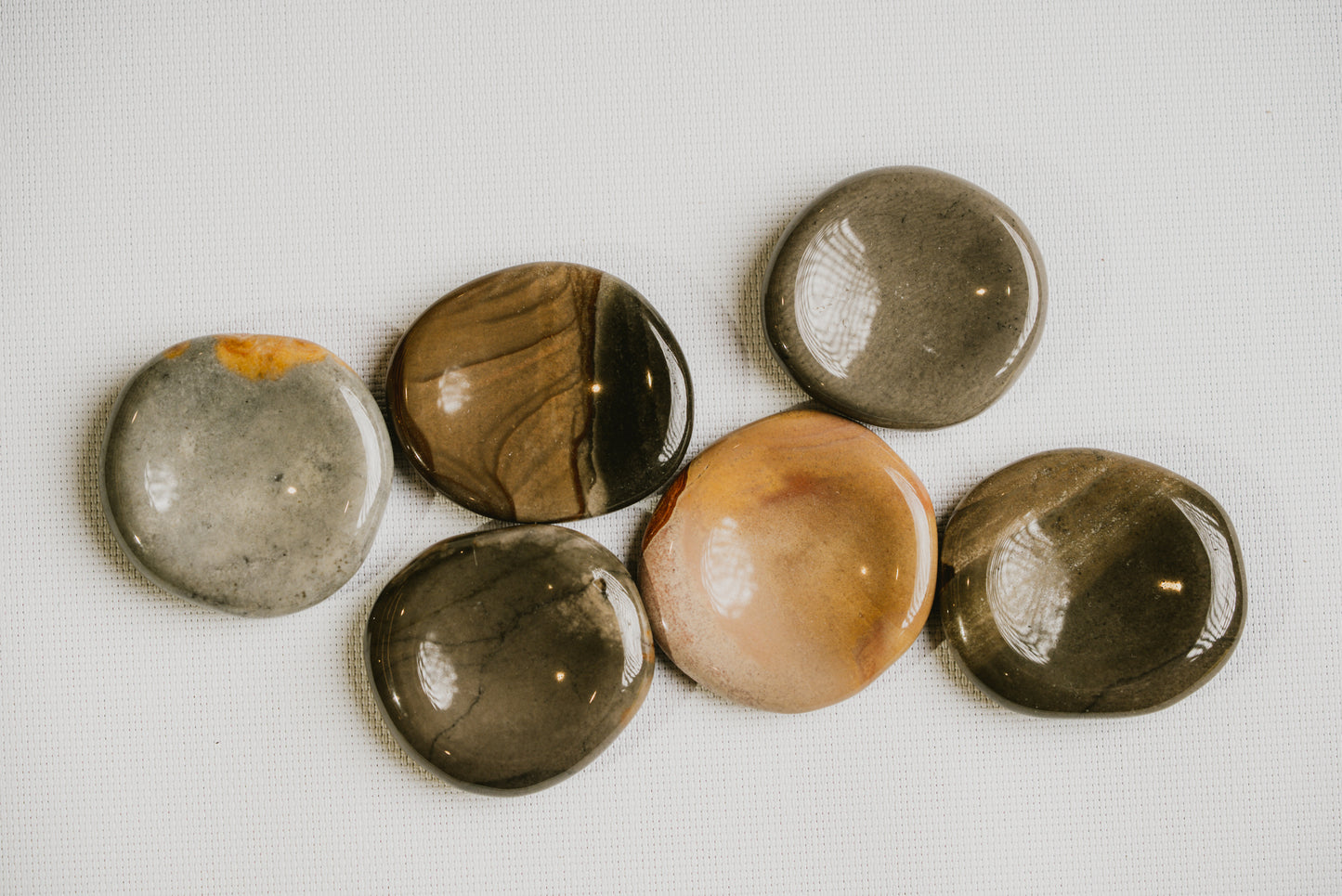Volcano Agate Disc – Decorative Volcano Agate Disc for Strength, Protection, and Fire Energy