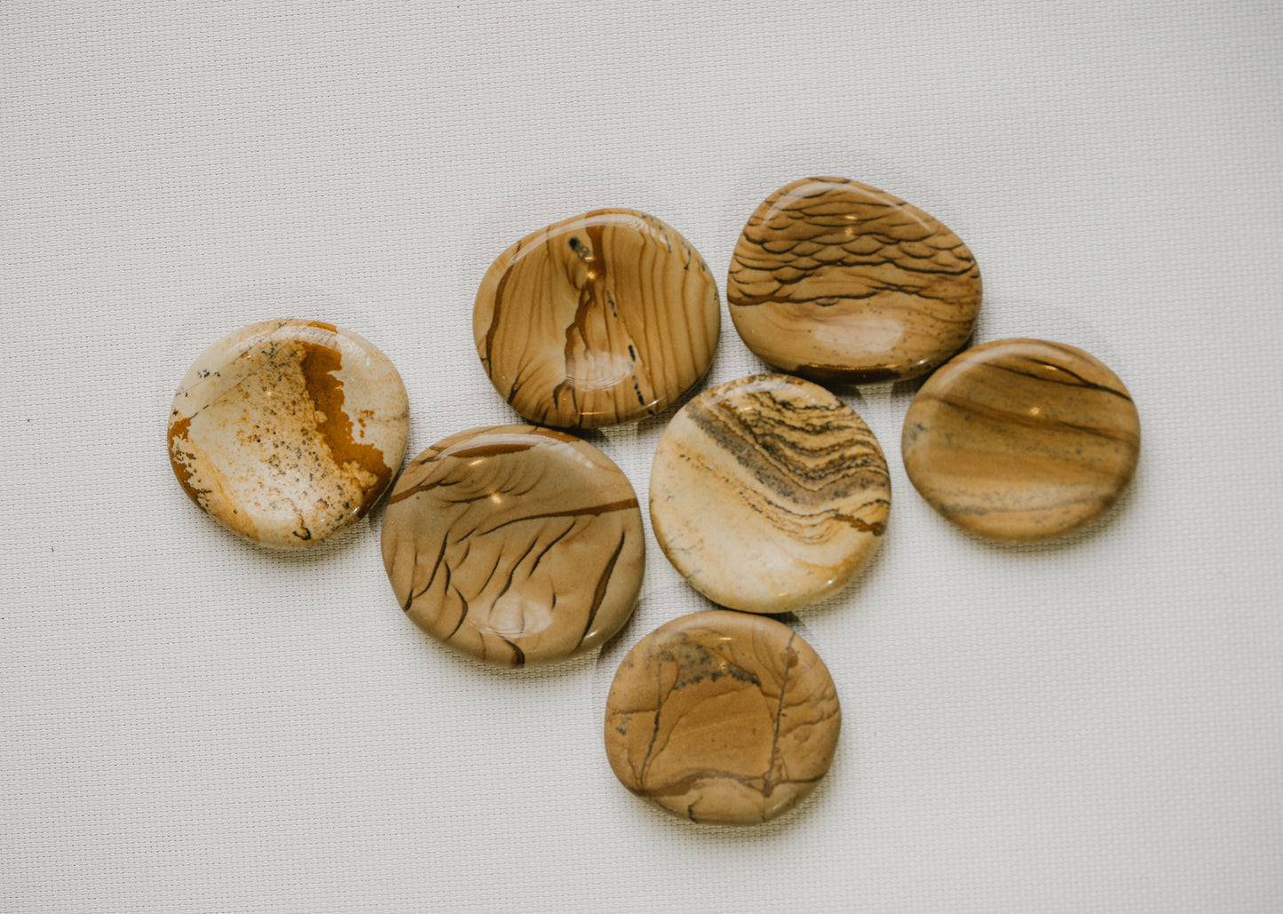 Walnut Jasper Disc – Decorative Walnut Jasper Disc for Stability and Nature Connection