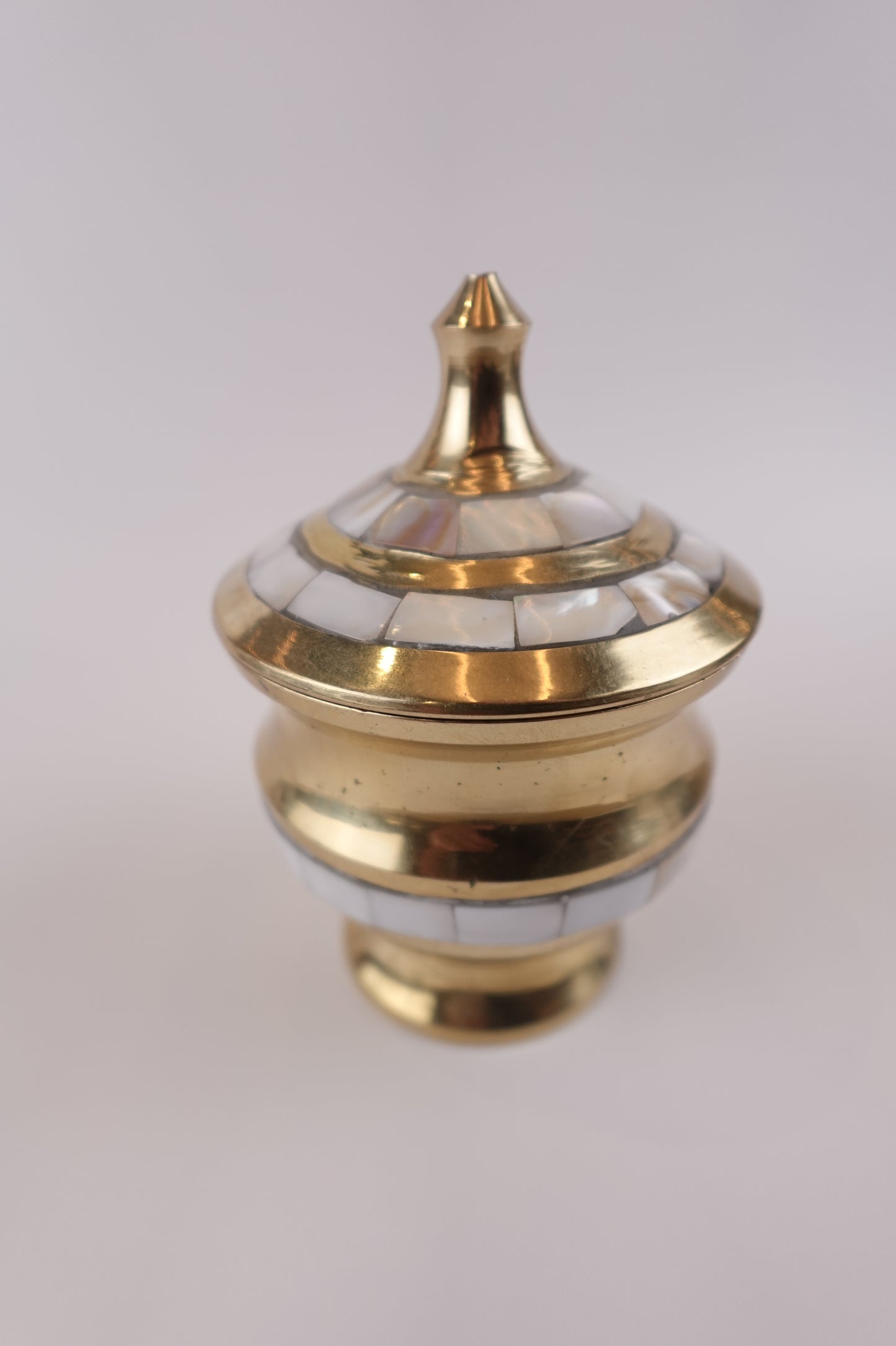 Brass Mother of Pearl Bowl with Lid (Large) – Elegant Storage and Decorative Bowl