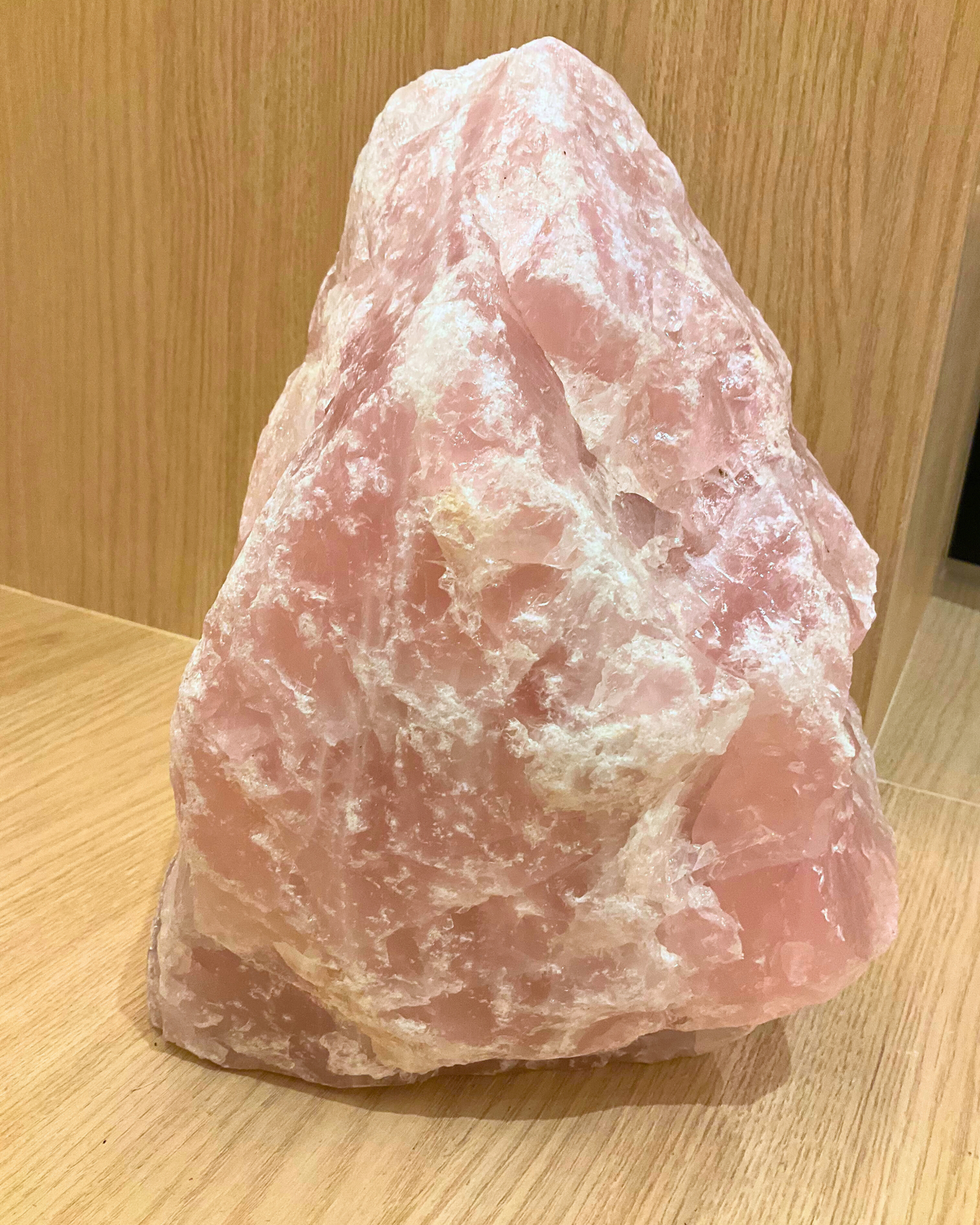 Rose Quartz Cluster – Elegant Rose Quartz Crystal Cluster for Sophisticated Décor