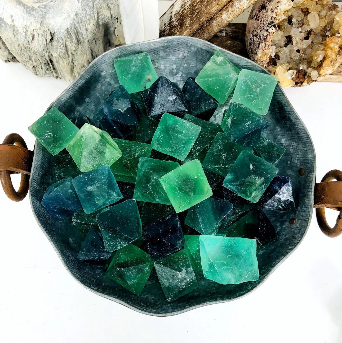 Focus Prism – Natural Fluorite Octahedron for Mental Clarity and Energetic Focus