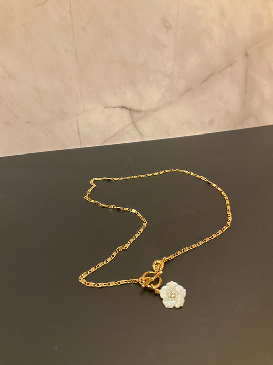 Tulum Flora Toggle Necklace