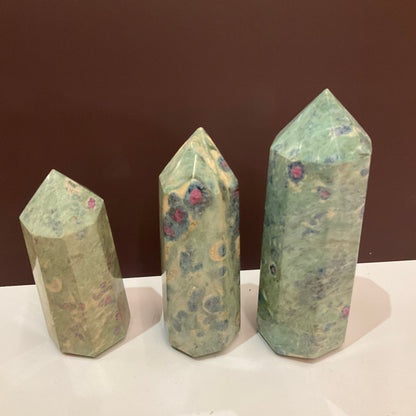 Green Ruby Fuchsite Tower – Decorative Green Ruby Fuchsite Tower for Strength, Harmony, and Emotional Balance
