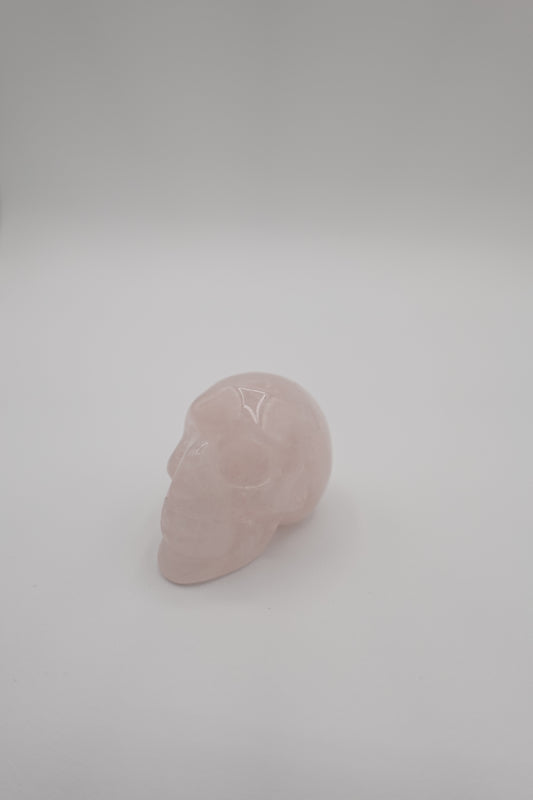 Rose quartz skull