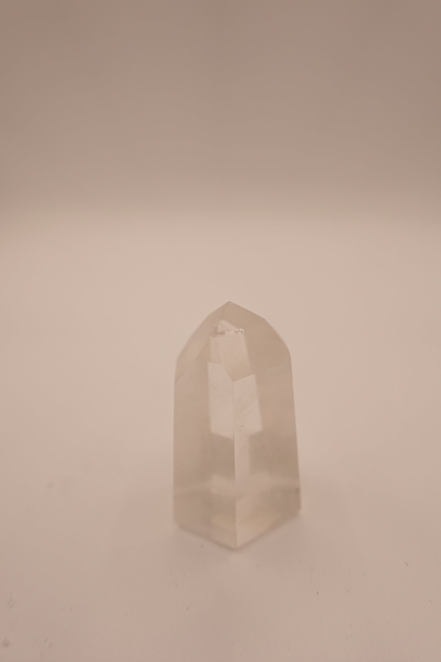 Clear Quartz Point Cut Base Dummy