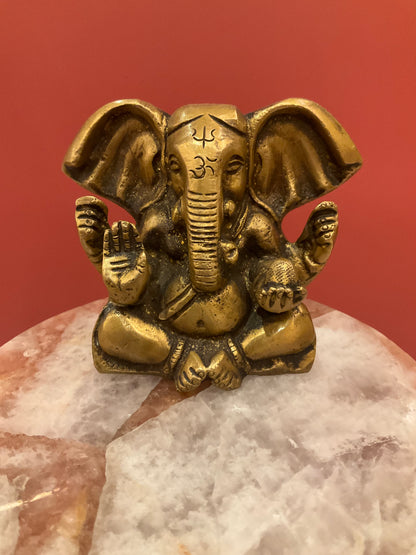 Lord Ganesha Brass Statue – Decorative Figure of New Beginnings and Wisdom
