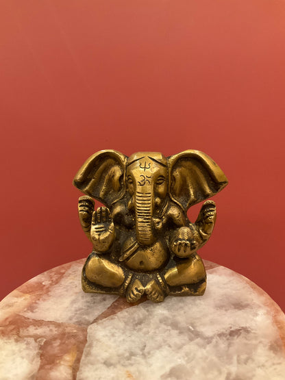 Lord Ganesha Brass Statue – Decorative Figure of New Beginnings and Wisdom