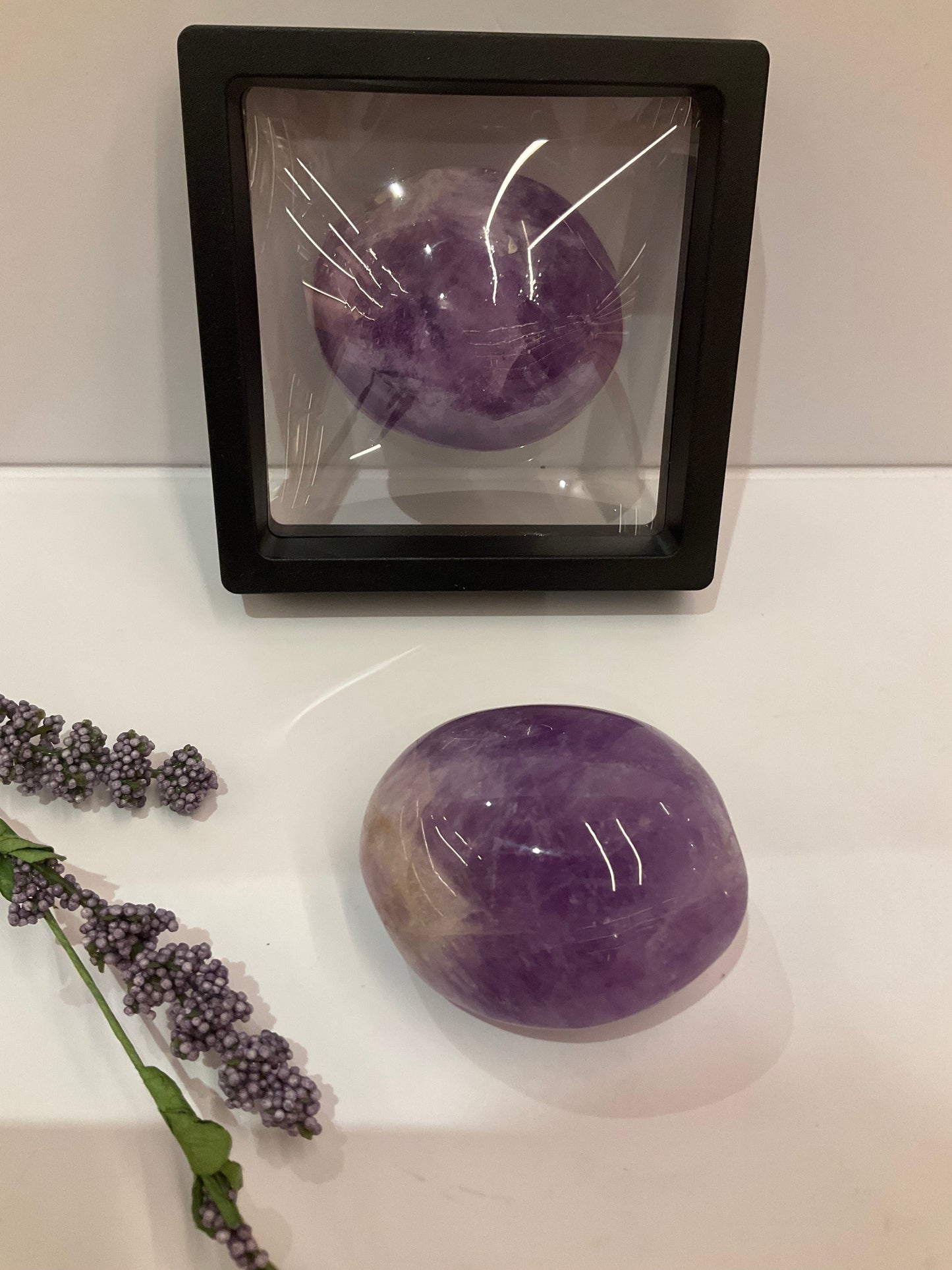 Tumbled Gemmy Amethyst Crystals