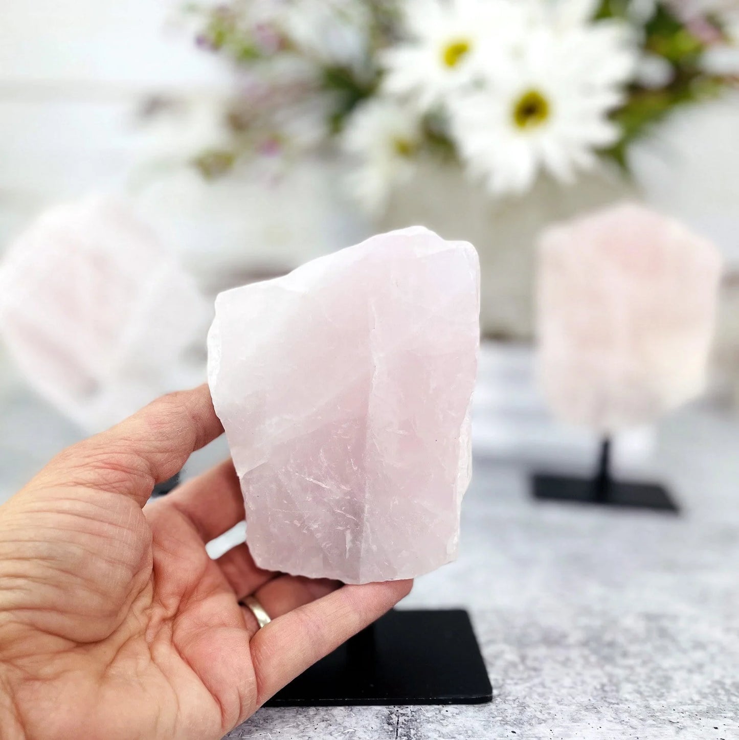 Rose Touch Polished Rose Quartz – Decorative Metal Stand for Love and Harmony