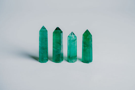 3.5”-Emerald-Fluorite-Obelisk-for-Clarity-Balance-and-Sophisticated-Decor