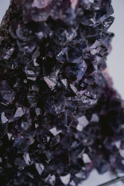 Amethyst Geode – Natural Crystal Collection for Peace, Clarity, and Protection
