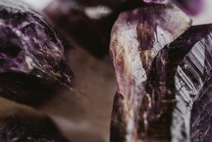 Amethyst Raw Point – Raw Amethyst Point for Clarity, Calm, and Natural Elegance