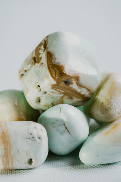 Gentle-Stone-for-Serenity-Clarity-and-Emotional-Harmony