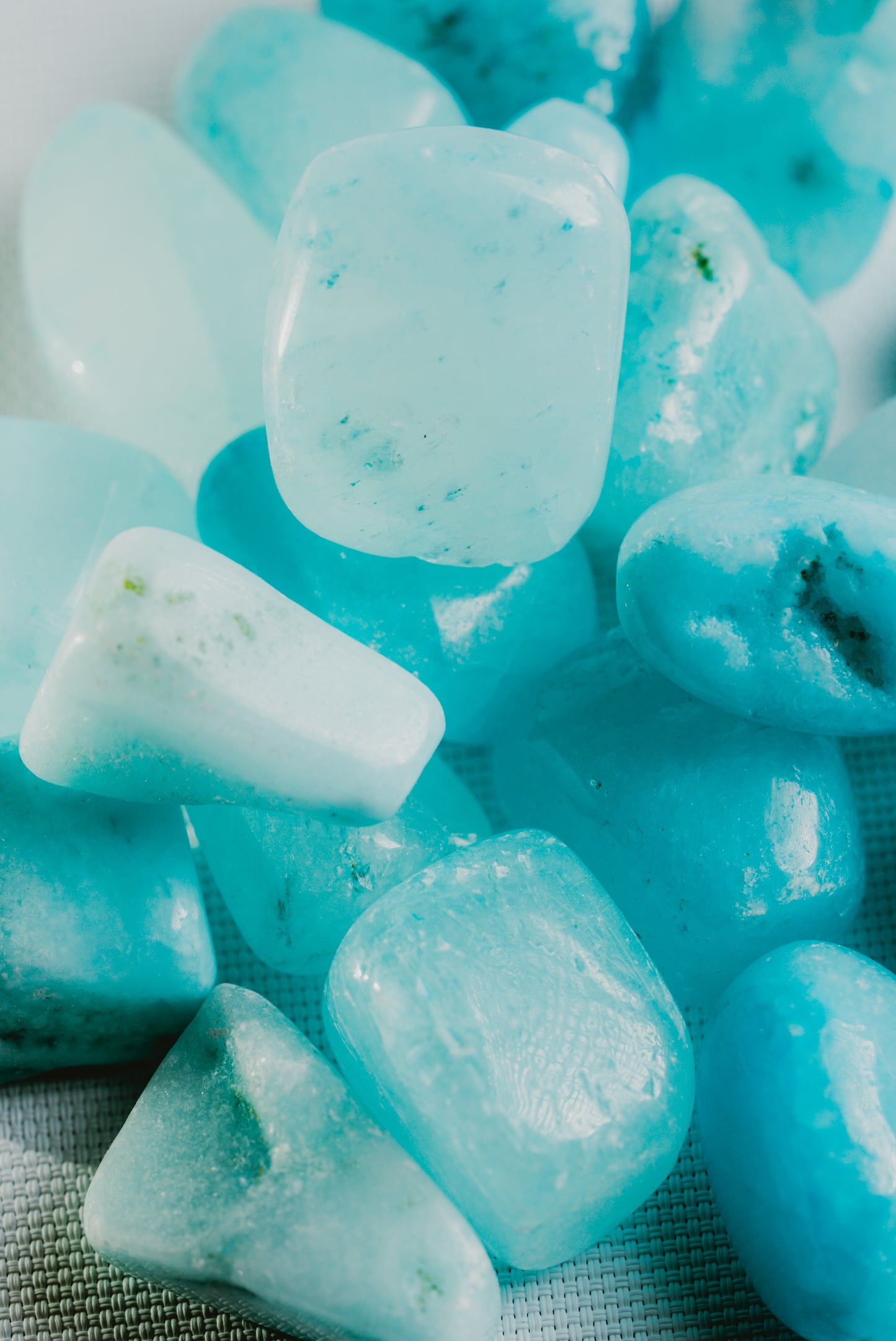 Blue Calcite Pocket Crystal – Natural Stone for Tranquility, Balance, and Gentle Elegance